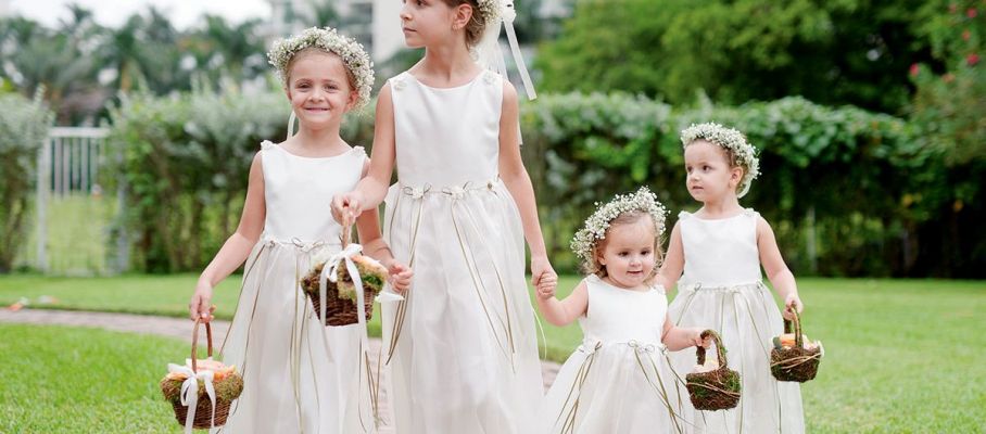 Atributiile Fetitei Cu Flori In Ansamblul Ceremoniei De Nunta