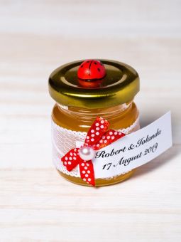 Marturii Borcanele Miere Nunta Cu Buburuza Si Fundita Rosie Cu